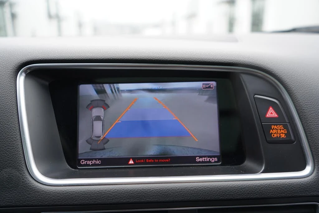 Audi SQ5 3.0T* Dynamic Edition* АвтоКредит* (ЦЕНА ДО БГ), снимка 15 - Автомобили и джипове - 54001913