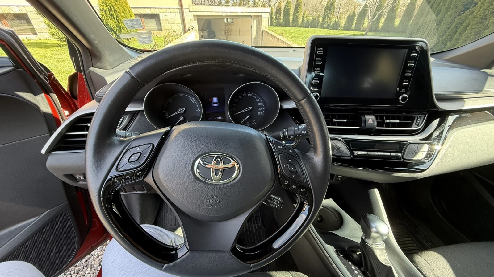 Toyota C-HR HYBRID, снимка 5 - Автомобили и джипове - 54123058