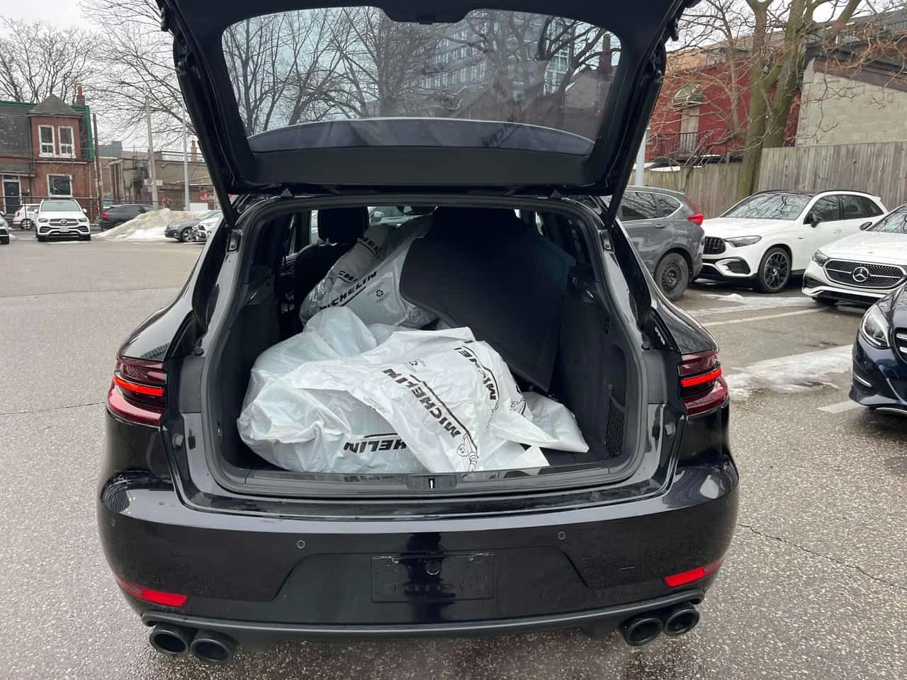 Porsche Macan * GTS * ГЛАВНО ПРЕДСТАВИТЕЛСТВО* ДВА ЧИФТА ДЖАНТИ*, снимка 15 - Автомобили и джипове - 54169094