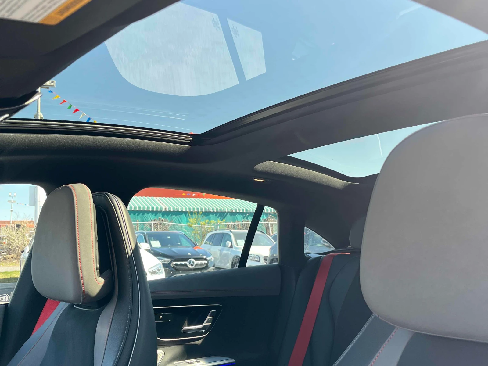 Mercedes-Benz EQE AMG* 4MATIC * Pano* 360view* Burmester* Подгрев* , снимка 15 - Автомобили и джипове - 54412796