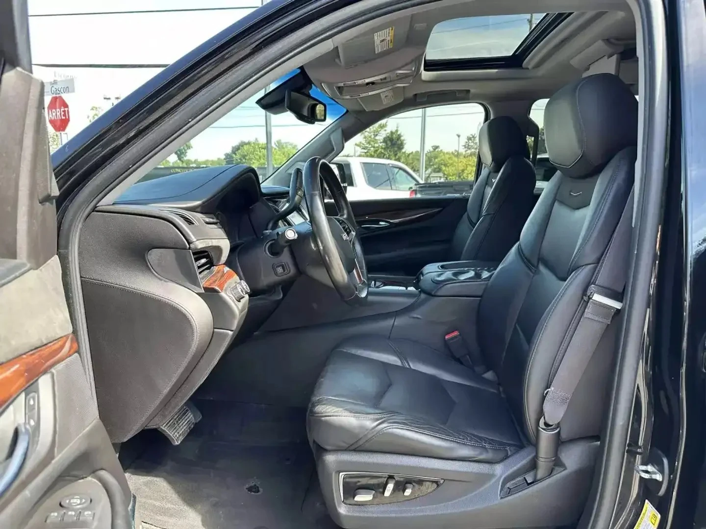 Cadillac Escalade Premium ЦЕНА ДО БЪЛГАРИЯ РЕГИСТРАЦИЯ & АВТОКРЕДИТ, снимка 8 - Автомобили и джипове - 55275160
