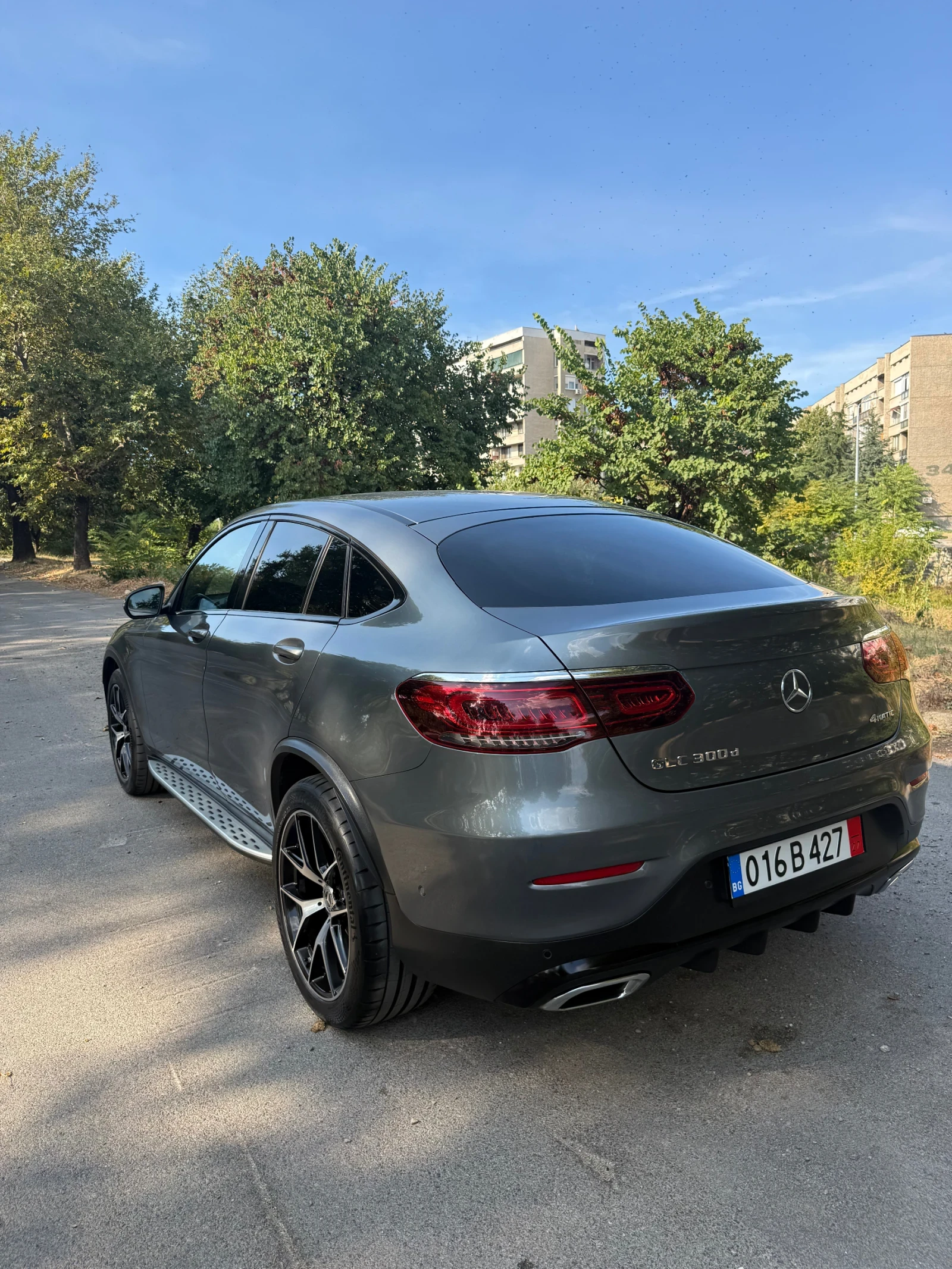 Mercedes-Benz GLC 300 COUPE/AMG-LINE/NIGHT EDITION, снимка 4 - Автомобили и джипове - 55934502