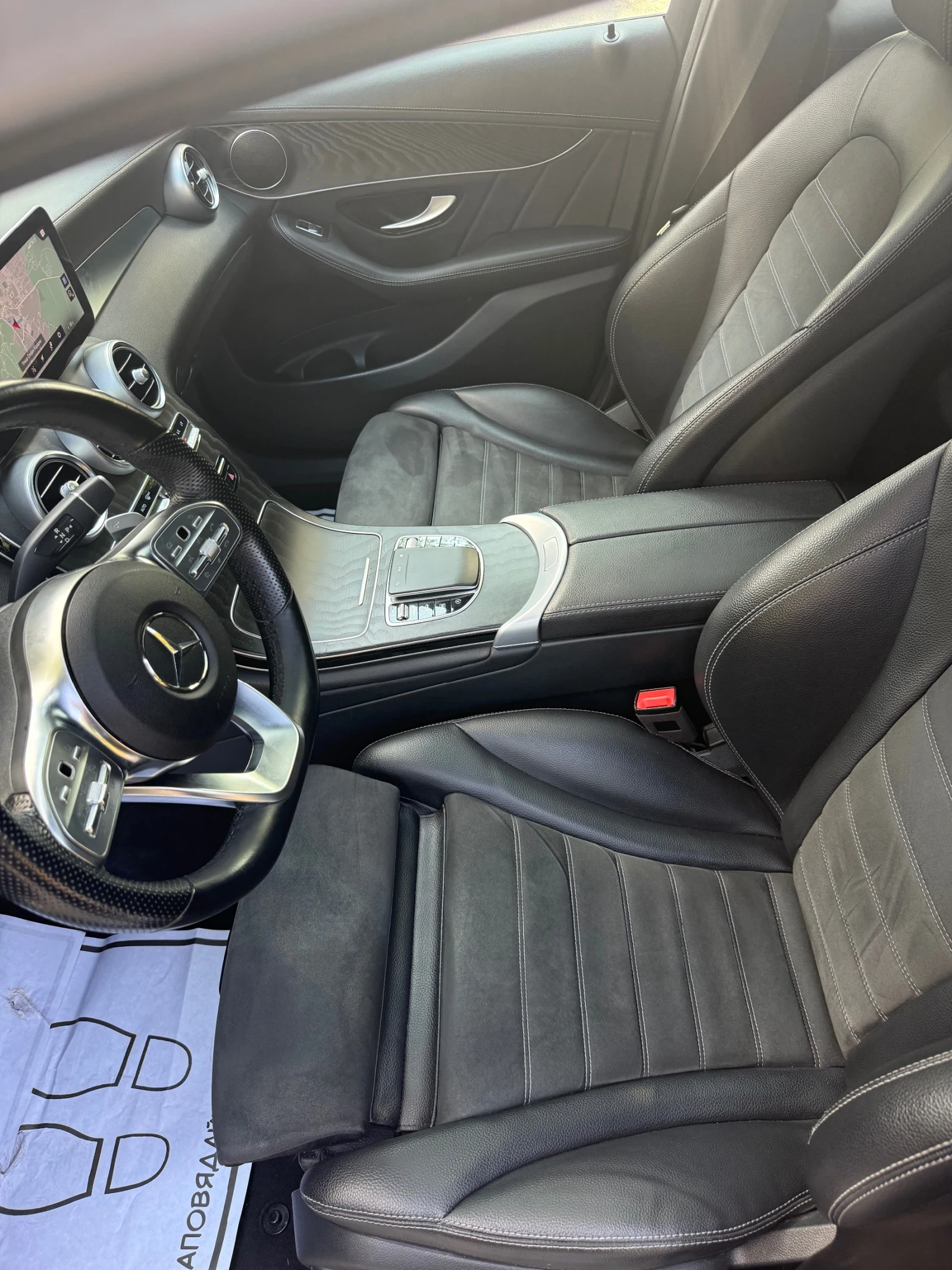 Mercedes-Benz GLC 300 COUPE/AMG-LINE/NIGHT EDITION, снимка 12 - Автомобили и джипове - 55934502