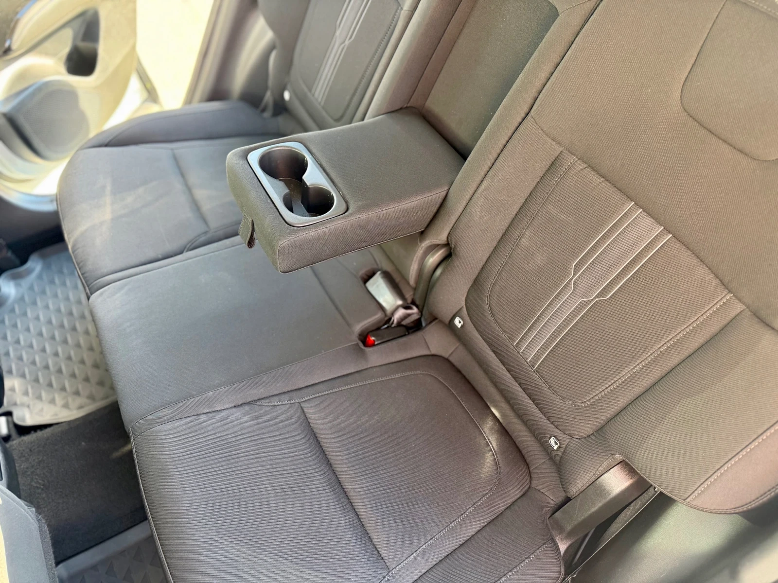 Hyundai Tucson 1.6HYBRID/KEYLESS/������/162�.��/��� | Mobile.bg � ����������� 12