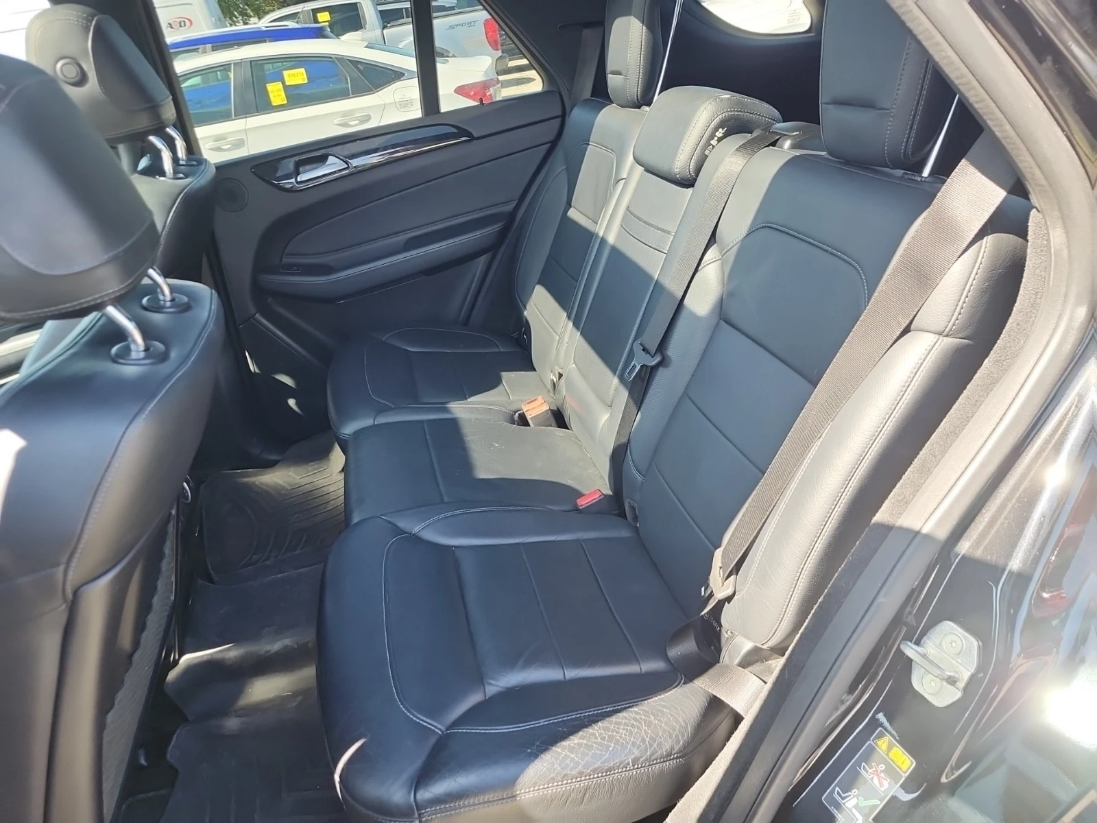 Mercedes-Benz GLE AMG 43 * CARFAX * АВТОКРЕДИТ * , снимка 12 - Автомобили и джипове - 56093614