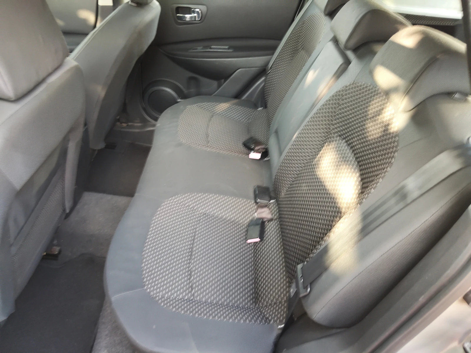 Nissan Qashqai 1, 5dci 106ps ПАНОРАМА, снимка 7 - Автомобили и джипове - 56105383