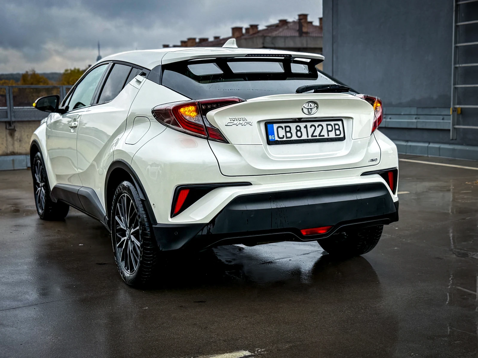 Toyota C-HR, снимка 3 - Автомобили и джипове - 56740864