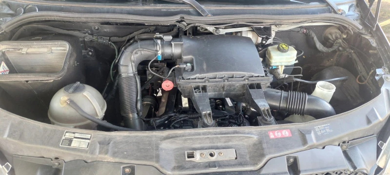 Mercedes-Benz Sprinter 416 2.2 CDI клима уникат, снимка 10 - Бусове и автобуси - 51663113
