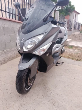 ������ Yamaha T-max