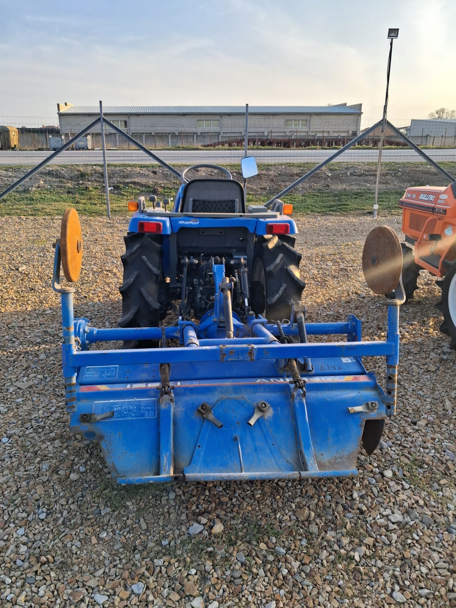 Трактор Kubota скайтрак , снимка 3 - Селскостопанска техника - 53877706