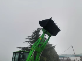Челен товарач Komatsu 2 тона на 4 метра, снимка 9