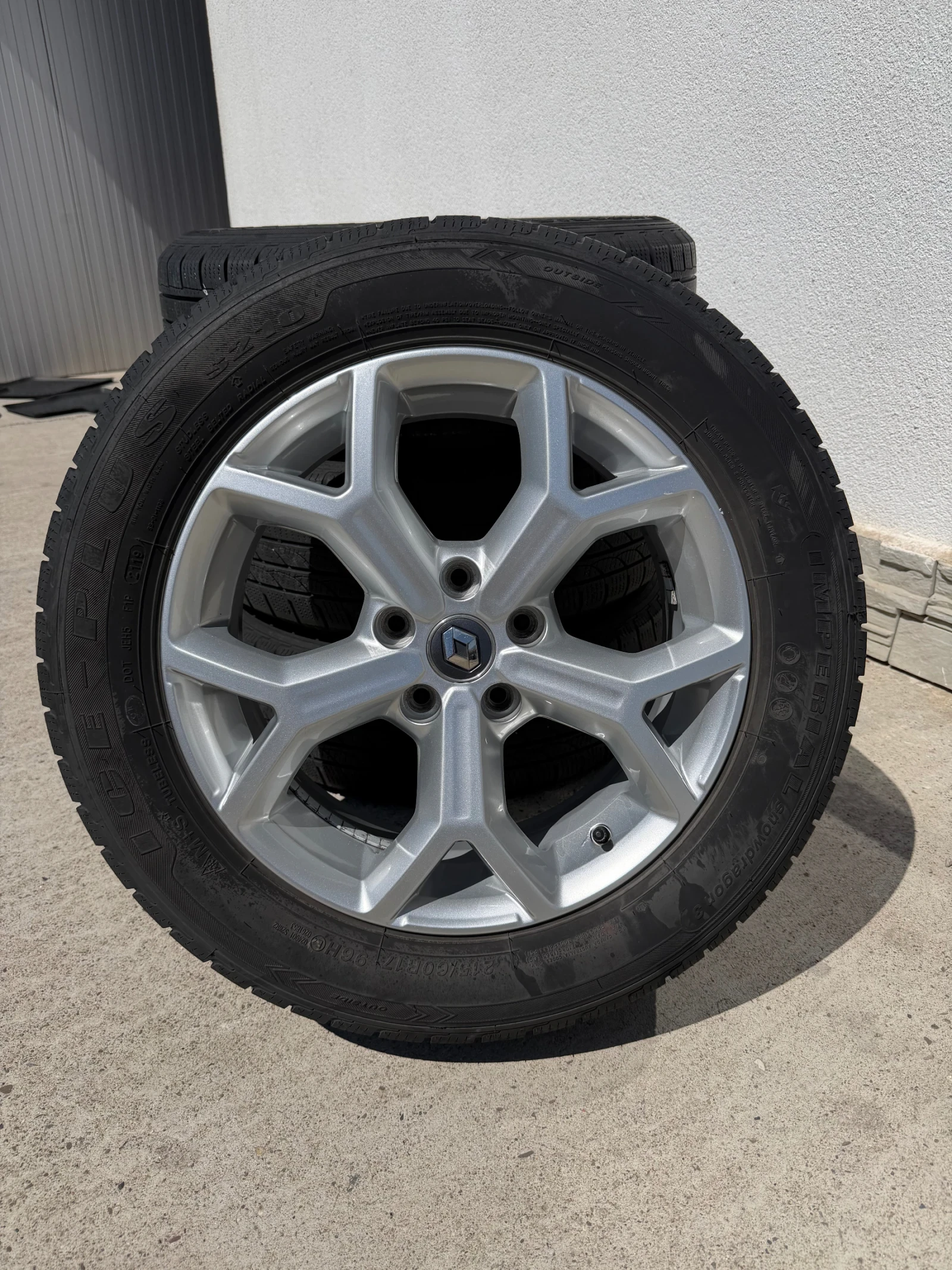 ���� � ������ 215/60R17 �� Renault Kadjar | Mobile.bg � ����������� 2