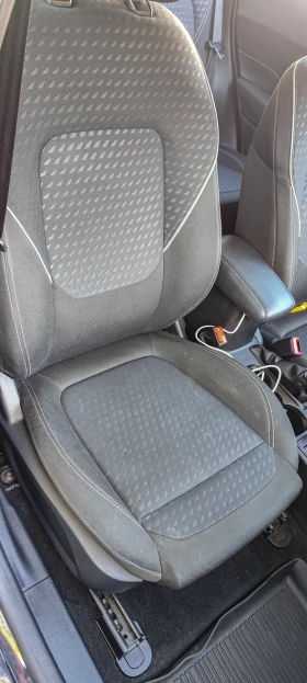 Ford Fiesta 1.0 EcoBoost Titanium, снимка 14