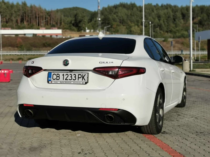 Alfa Romeo Giulia Veloce, снимка 10 - Автомобили и джипове - 47484403