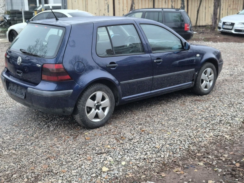 VW Golf 1.9 TDI * 90* к.с., снимка 7 - Автомобили и джипове - 48195711