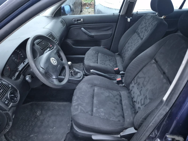 VW Golf 1.9 TDI * 90* к.с., снимка 8 - Автомобили и джипове - 48195711