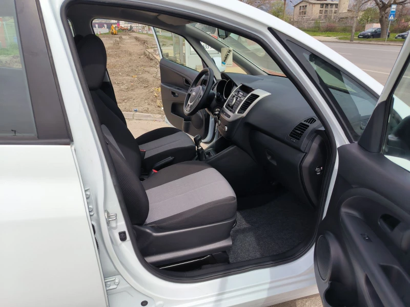 Kia Venga 1.4d-40.000km-Euro-6B-6sk, снимка 17 - Автомобили и джипове - 49940268