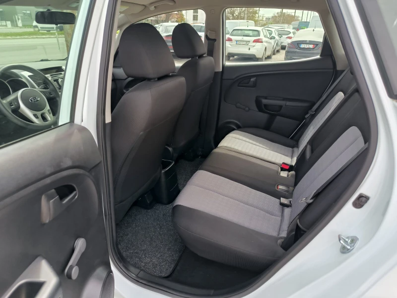 Kia Venga 1.4d-40.000km-Euro-6B-6sk, снимка 16 - Автомобили и джипове - 49940268