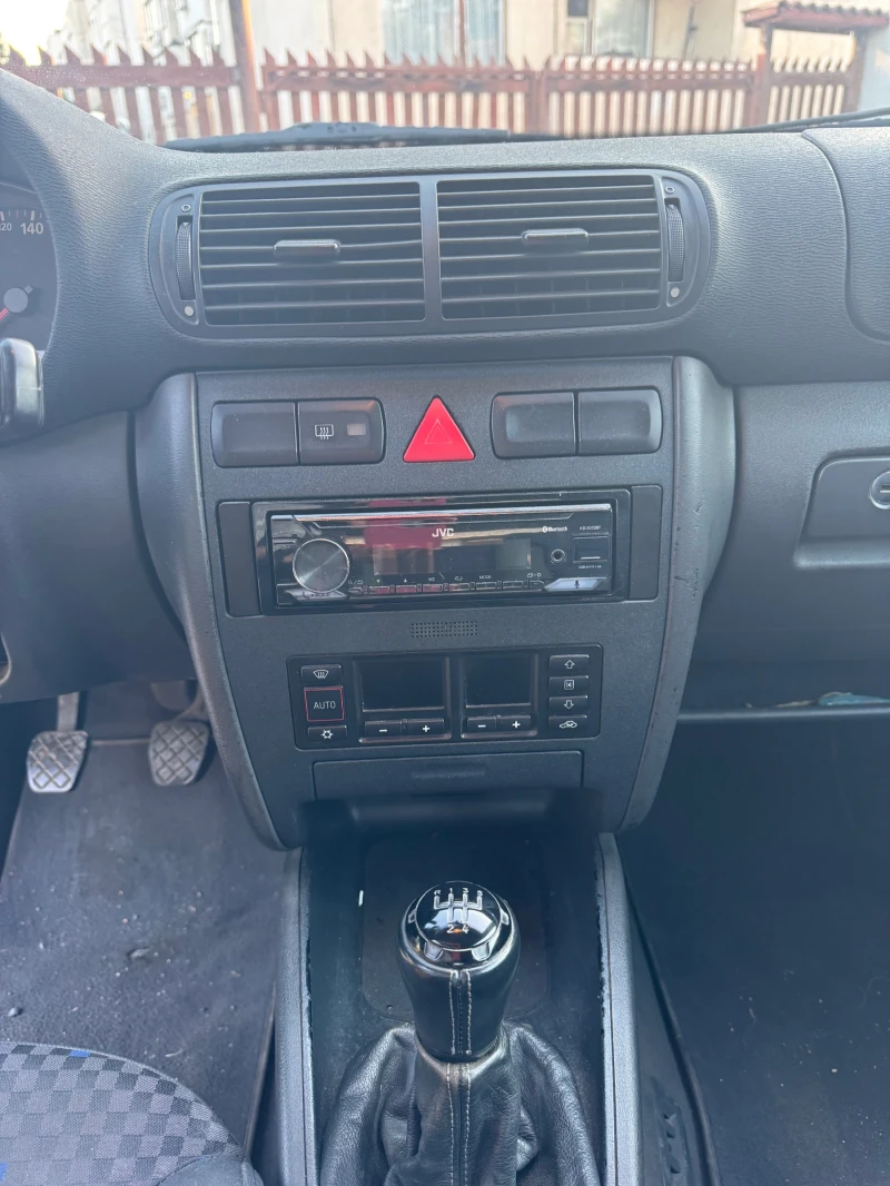 Audi A3 1.8Т, снимка 8 - Автомобили и джипове - 51601645