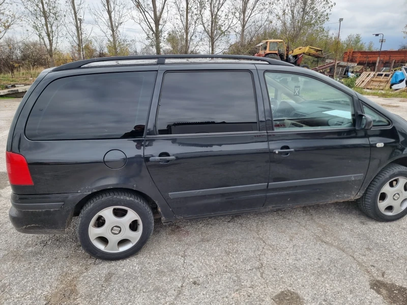 Seat Alhambra, снимка 2 - Автомобили и джипове - 52322317