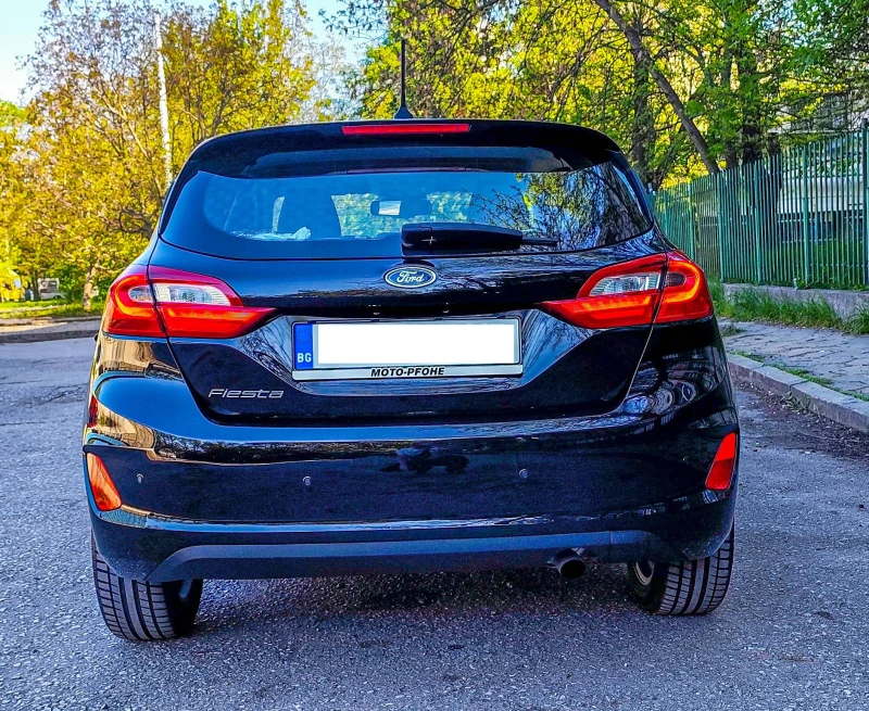 Ford Fiesta 1.0 EcoBoost Titanium, снимка 8 - Автомобили и джипове - 52672105