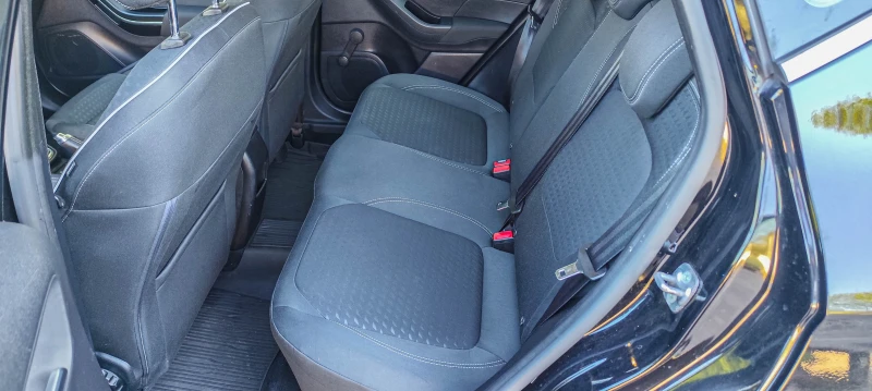 Ford Fiesta 1.0 EcoBoost Titanium, снимка 15 - Автомобили и джипове - 52672105