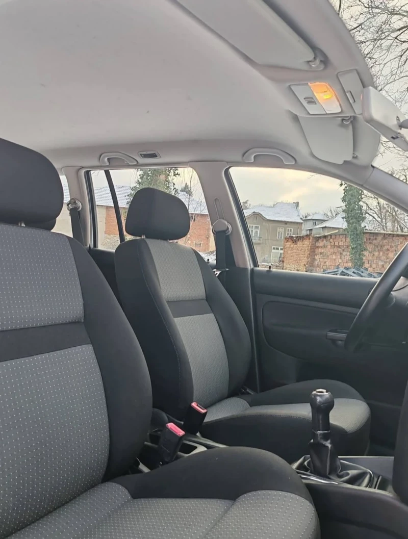 VW Golf 1.9 101, снимка 9 - Автомобили и джипове - 53221321