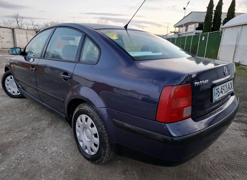 VW Passat 1.6 Газ Клима, снимка 7 - Автомобили и джипове - 53237851