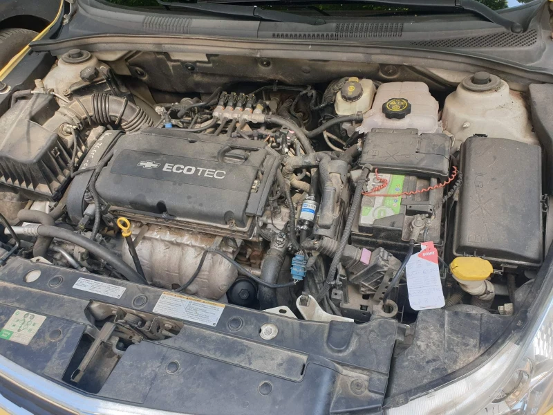 Chevrolet Cruze, снимка 9 - Автомобили и джипове - 53470228