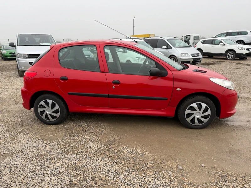 Peugeot 206 + 1.1i-60PS-КЛИМАТИК, снимка 4 - Автомобили и джипове - 53463927