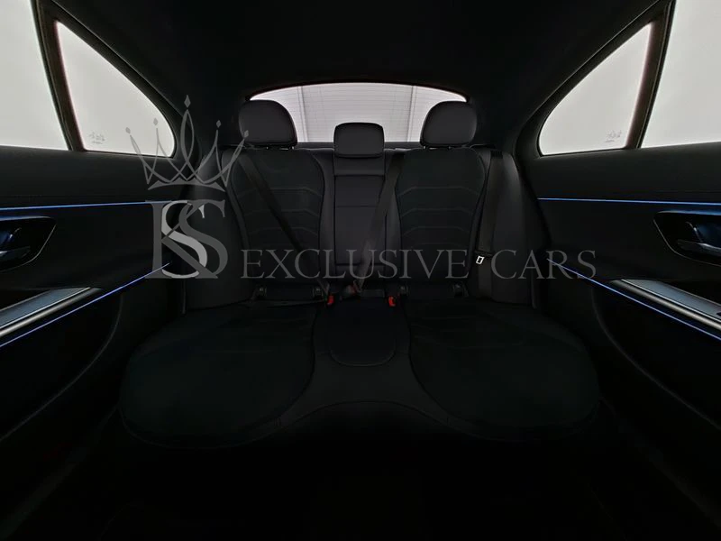 Mercedes-Benz E 220 * AMG* SUPERSCREEN* DISTRONIC* , снимка 8 - Автомобили и джипове - 49291366