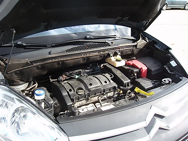 Citroen Berlingo 1, 6 109кс - изображение 4