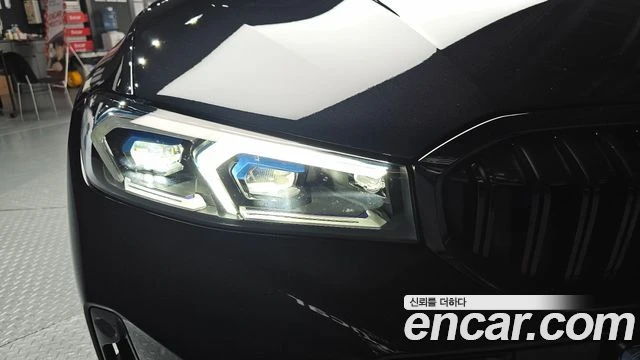 BMW 320 i M* SPORT* ПОДГРЕВ* НАВИГАЦИЯ, снимка 11 - Автомобили и джипове - 54739347