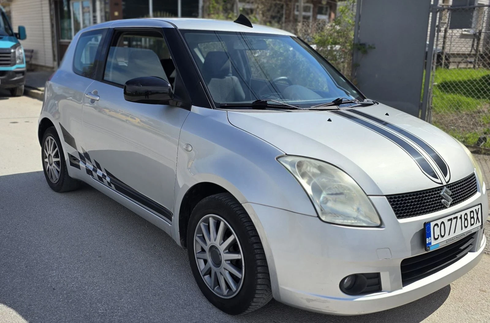 Suzuki Swift  - изображение 4