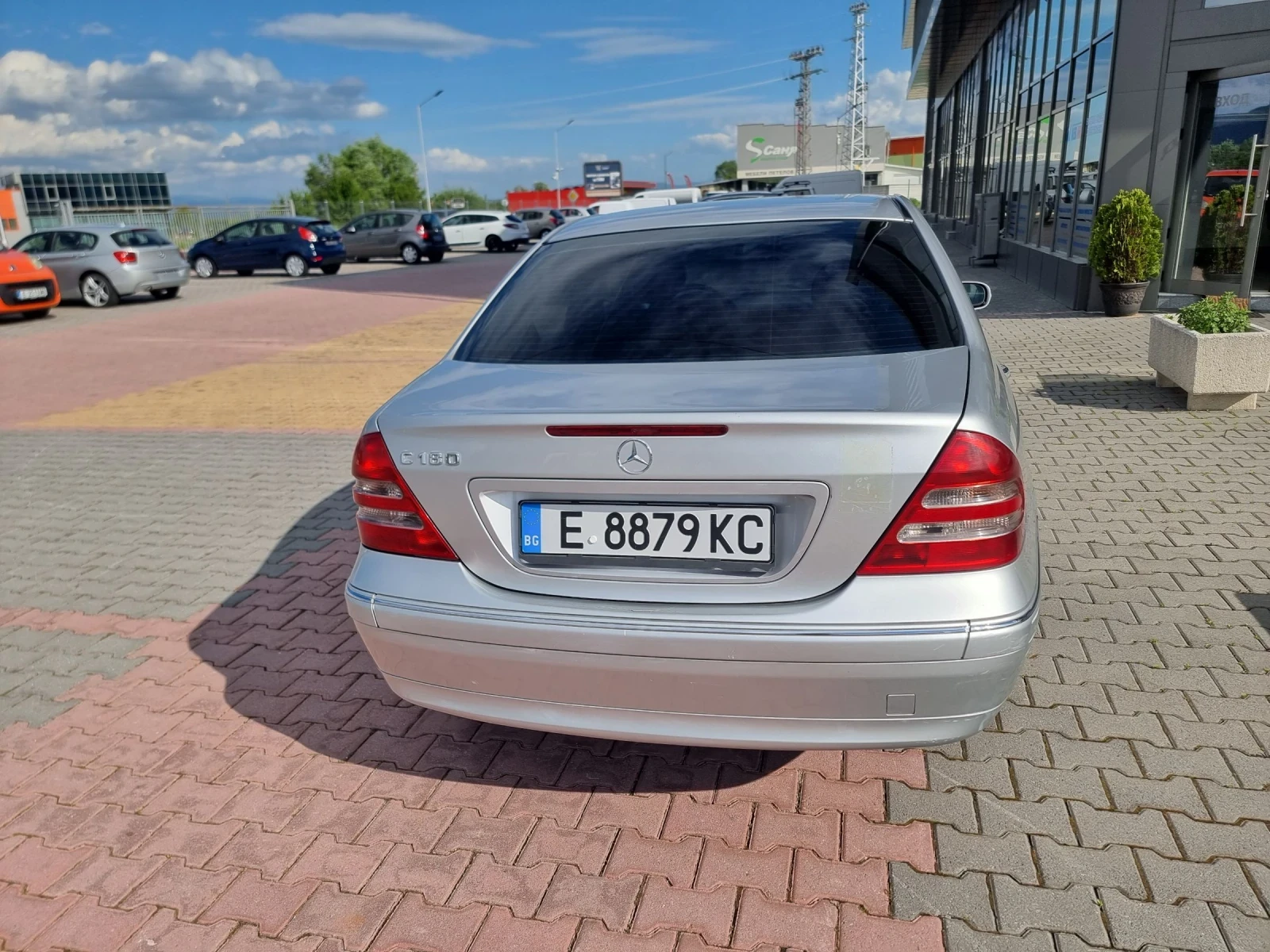 Mercedes-Benz C 180 2.0 Б-Г - изображение 4
