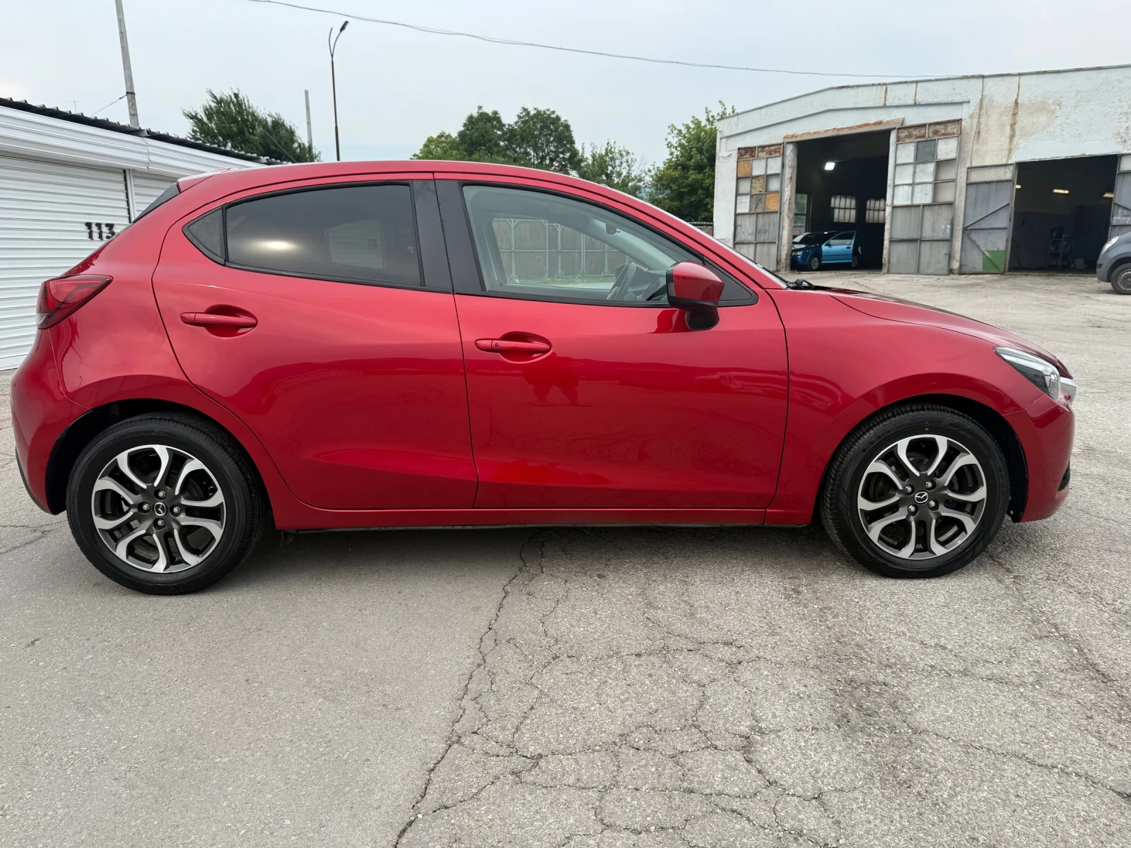 Mazda 2 1.5d 73000 km SKYACTIVE - изображение 5