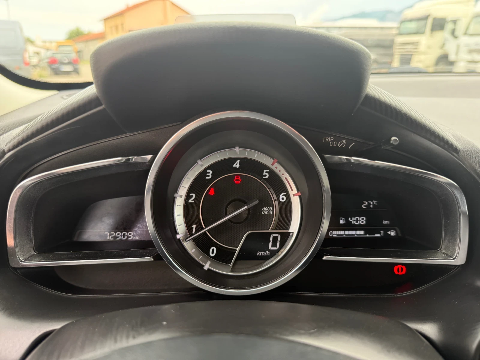 Mazda 2 1.5d 73000 km SKYACTIVE - изображение 10