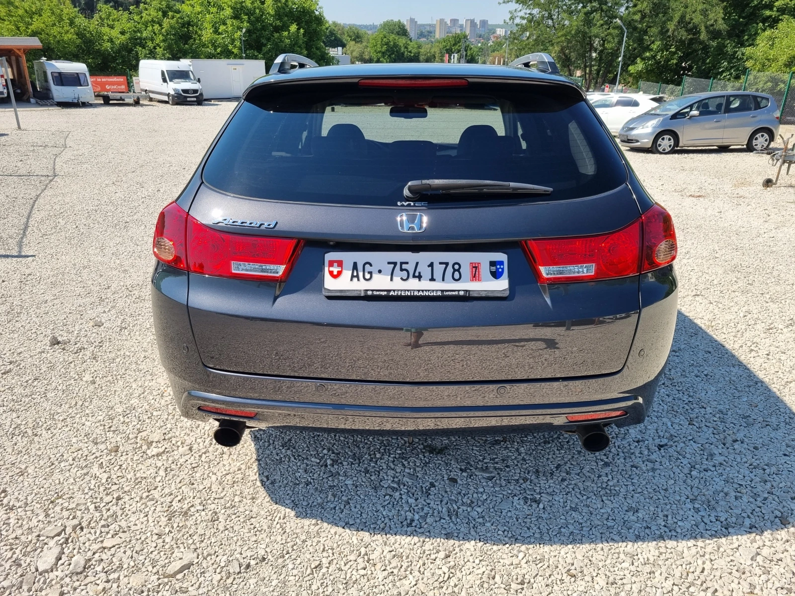 Honda Accord  2.4 201 k.c Executive Advanced Safety ШВЕЙЦАРИЯ - изображение 5