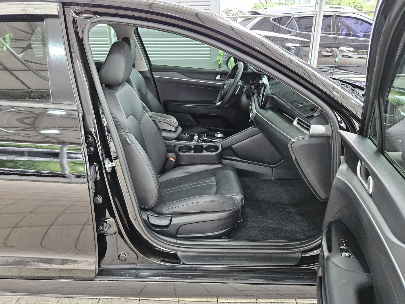 Kia K5 100%реални километри, Гаранция, Цена преди пристиг - изображение 8