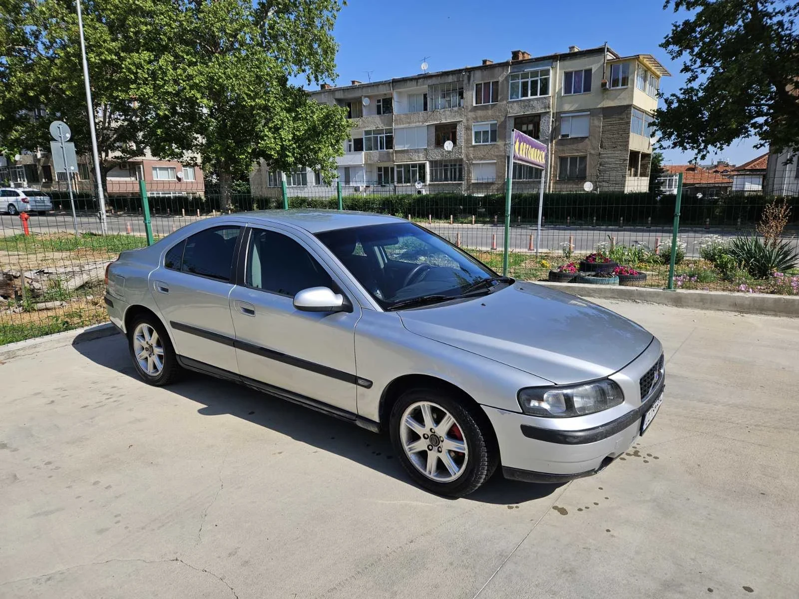 Volvo S60  - изображение 3