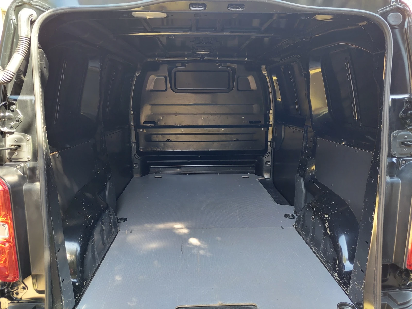 Peugeot Expert e 75kW Big Battery | Mobile.bg   15