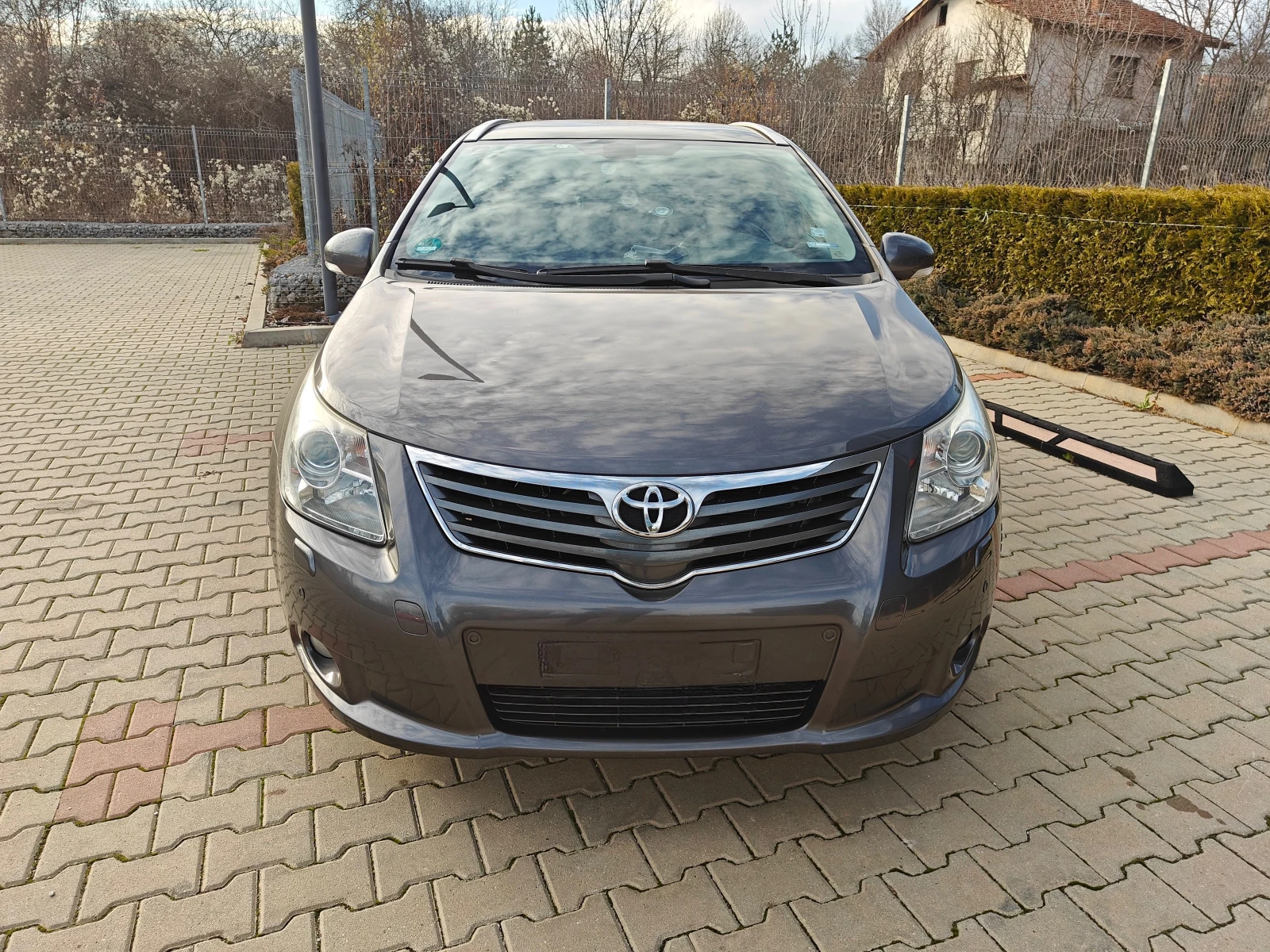 Toyota Avensis | Mobile.bg � ����������� 2