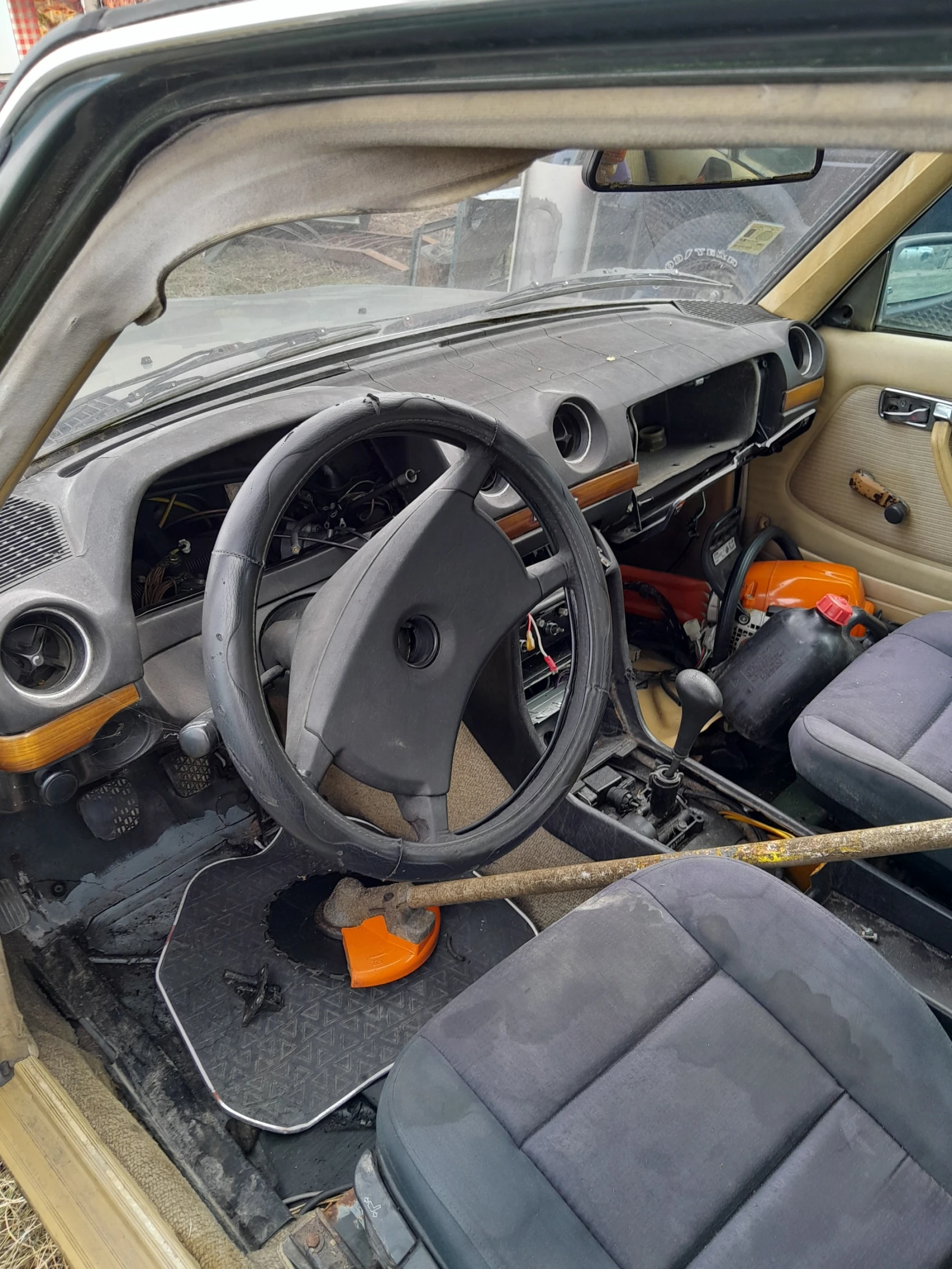 Mercedes-Benz 123 2.0DБЕЗ ДОКУМЕНТИ  - изображение 5