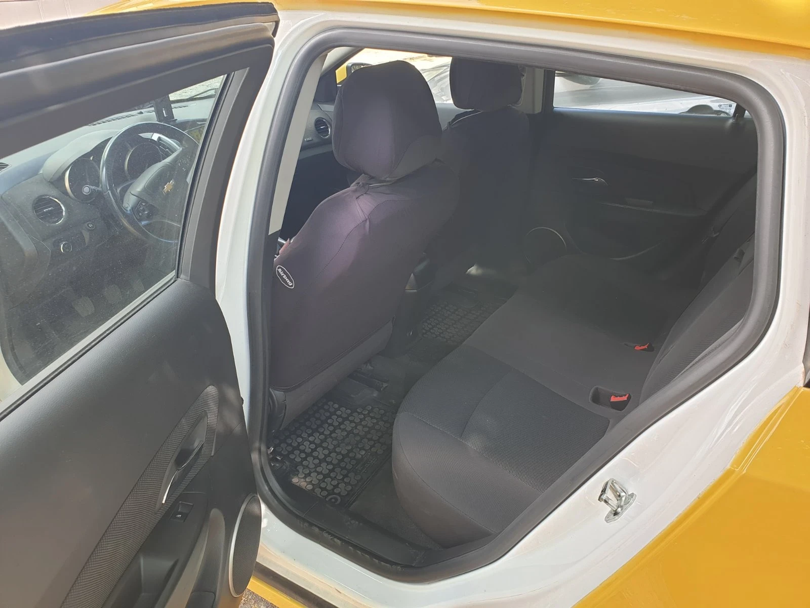 Chevrolet Cruze  - изображение 8