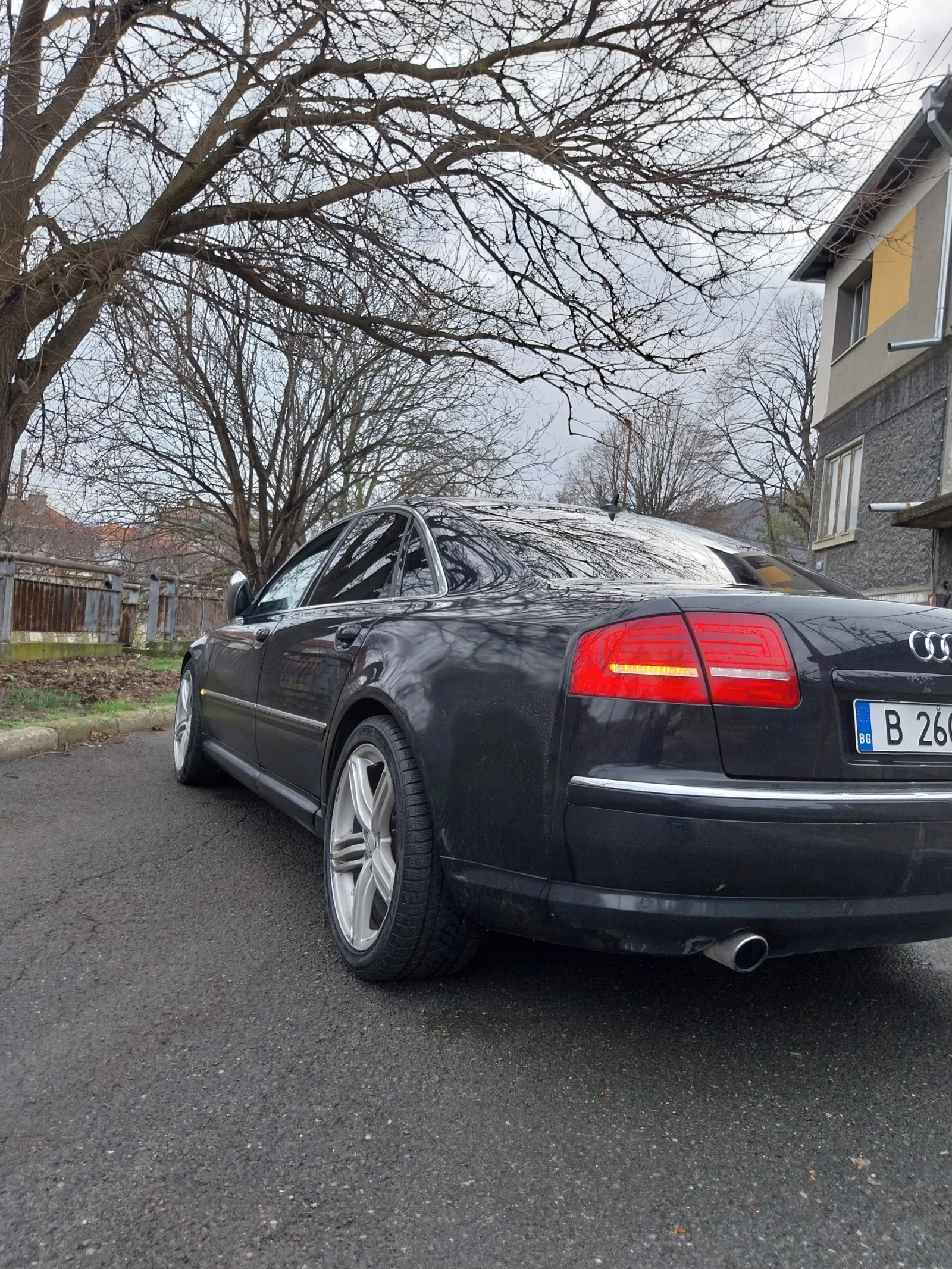 Audi A8 3.2 benzin много запазен , снимка 5 - Автомобили и джипове - 54142735