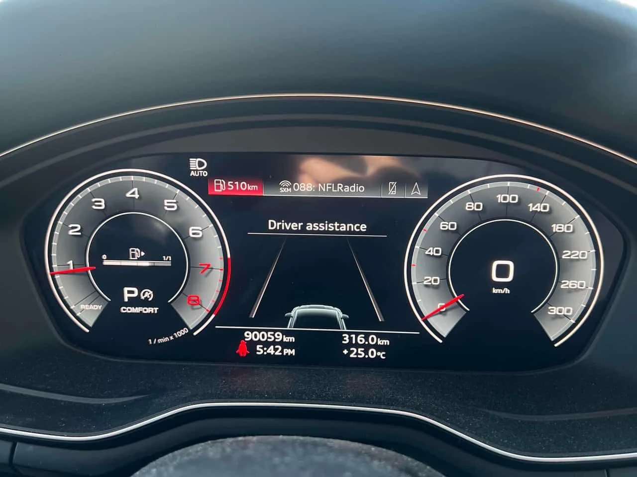 Audi A5 Progressiv/ПАНОРАМА/ДИСТРОНИК/360, снимка 8 - Автомобили и джипове - 54399404