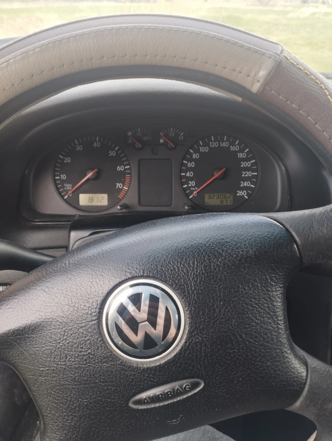 VW Passat, снимка 11 - Автомобили и джипове - 54444654