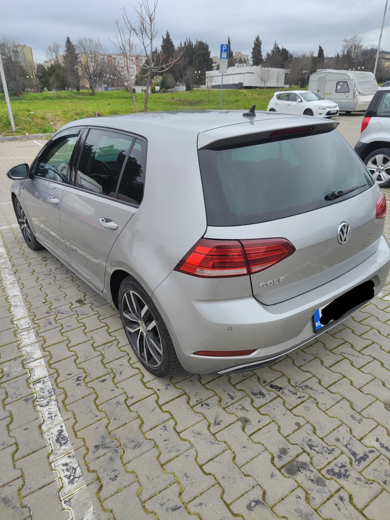 VW Golf VW golf 1.6 TDI JOIN automatic DSG , всички екстри, снимка 4 - Автомобили и джипове - 54750115
