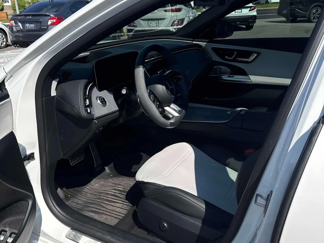 Mercedes-Benz E 53 AMG E * CARFAX * ����� �� ����������� | Mobile.bg � ����������� 5