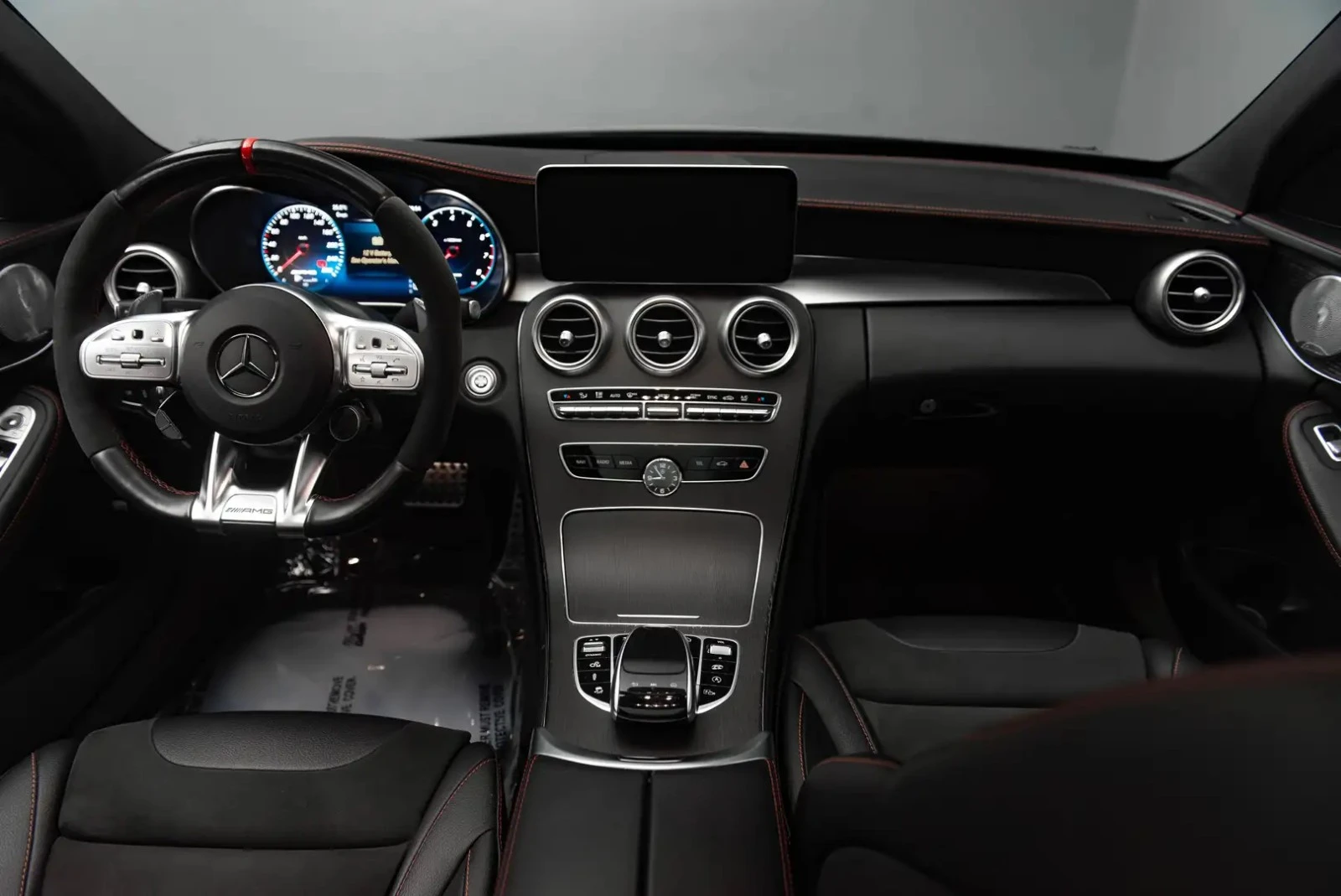 Mercedes-Benz C 43 AMG NIGHT PKG ЦЕНА ДО БЪЛГАРИЯ РЕГИСТРАЦИЯ АВТОКРЕДИТ, снимка 5 - Автомобили и джипове - 55331531